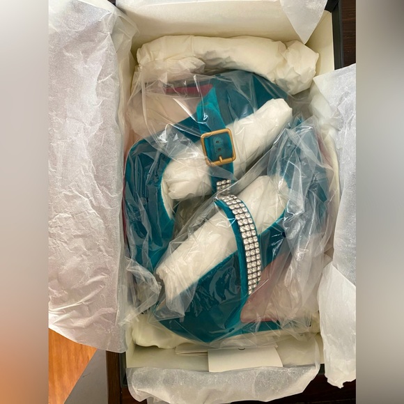 Authentic GUCCI pump - brand new. Never worn. - Picture 3 of 6